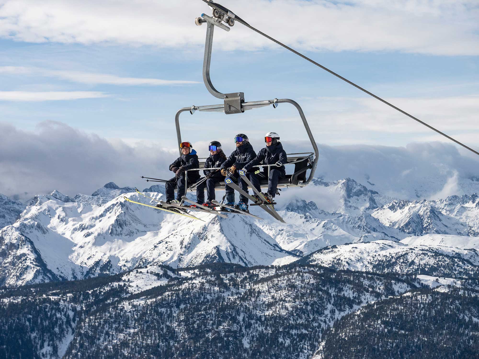 EQUIPO-SSLIDE-BAQUEIRA-ESCUELA-ESQUI